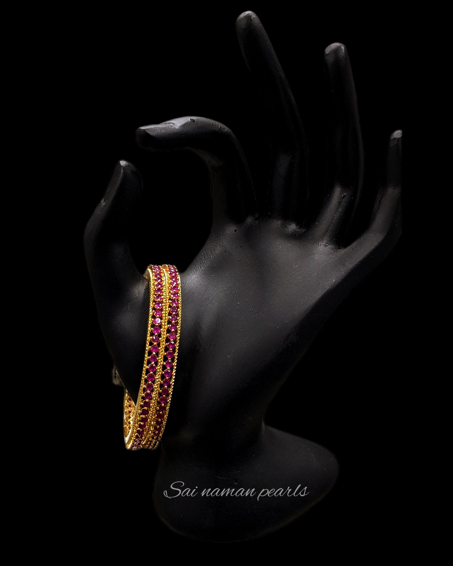 AD STONES BANGLE