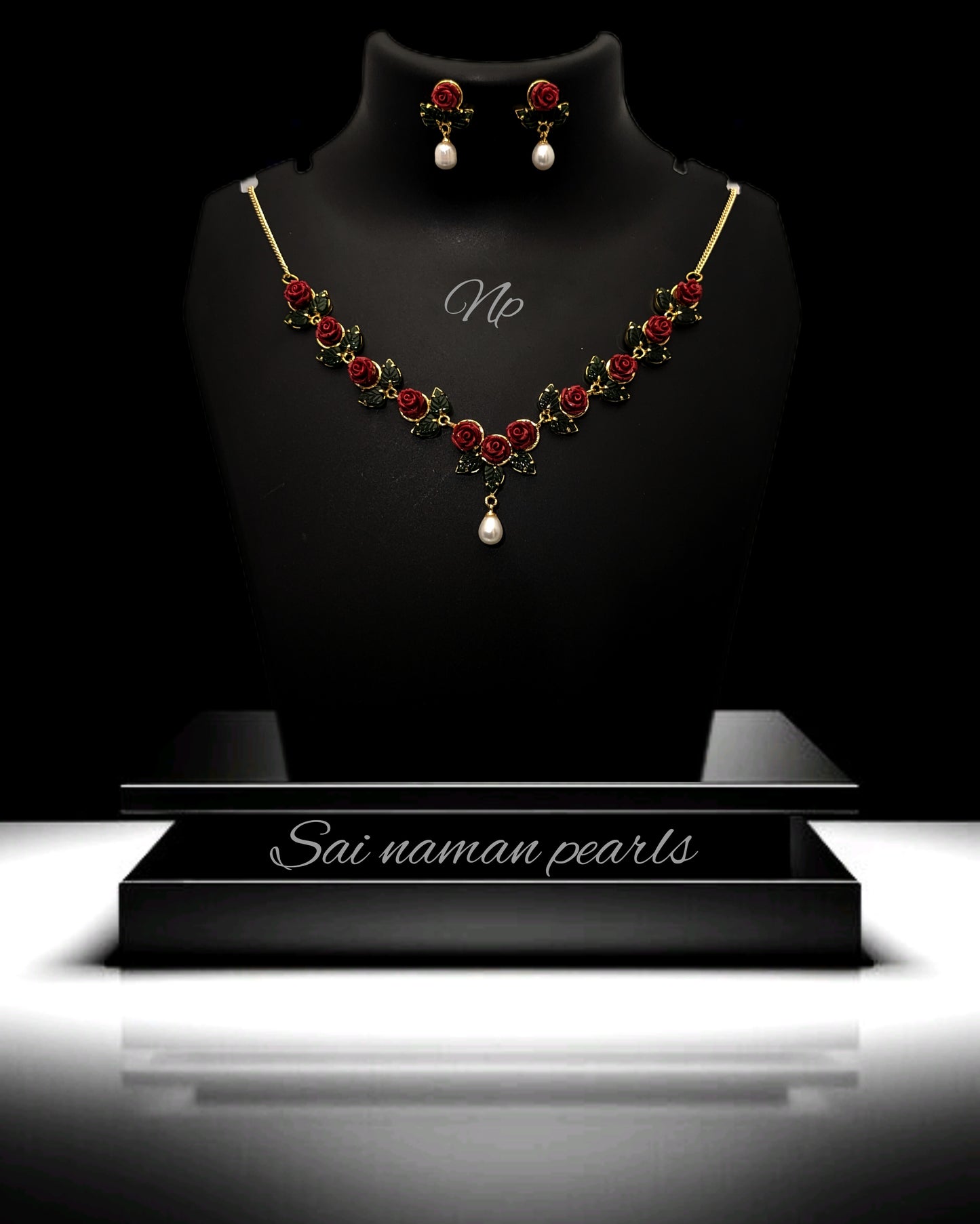 HAND CRAFTED FLOWER COREL SET