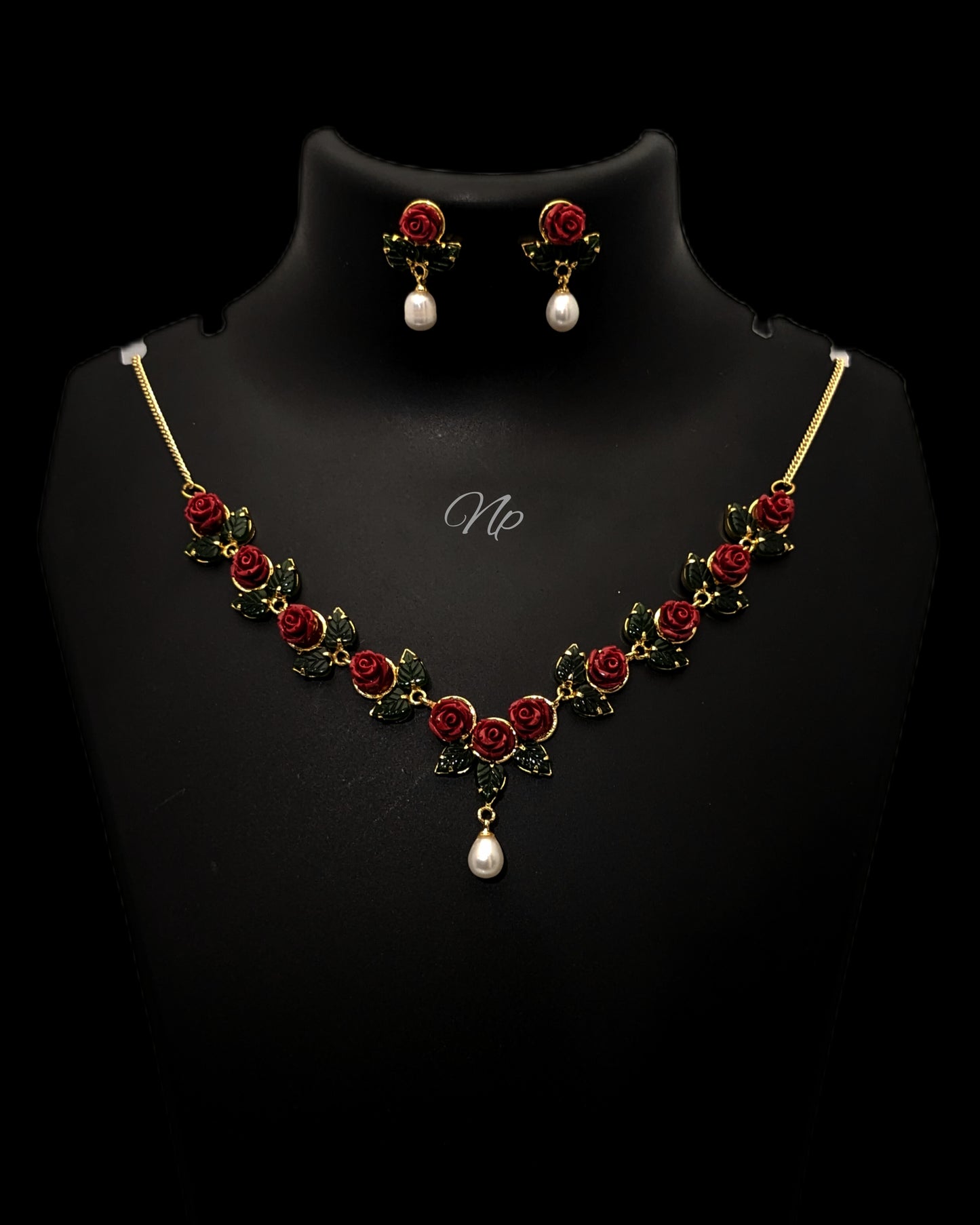 HAND CRAFTED FLOWER COREL SET