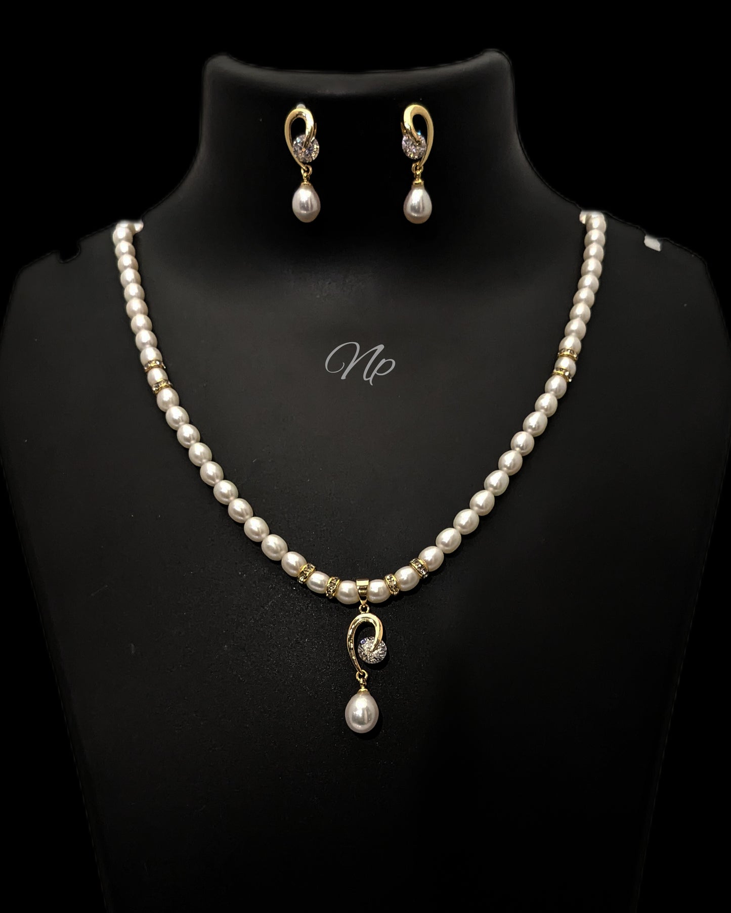 QUESTION MARK PEARL SET