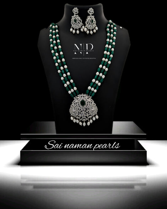 EXCLUSIVE BEGAM HAAR ( AWAEZA BEEDS AND PEARL )
