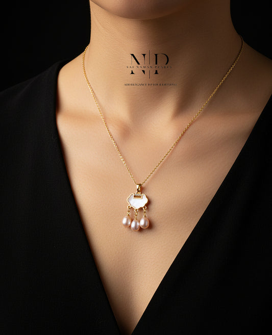 Pearl Korean chain.